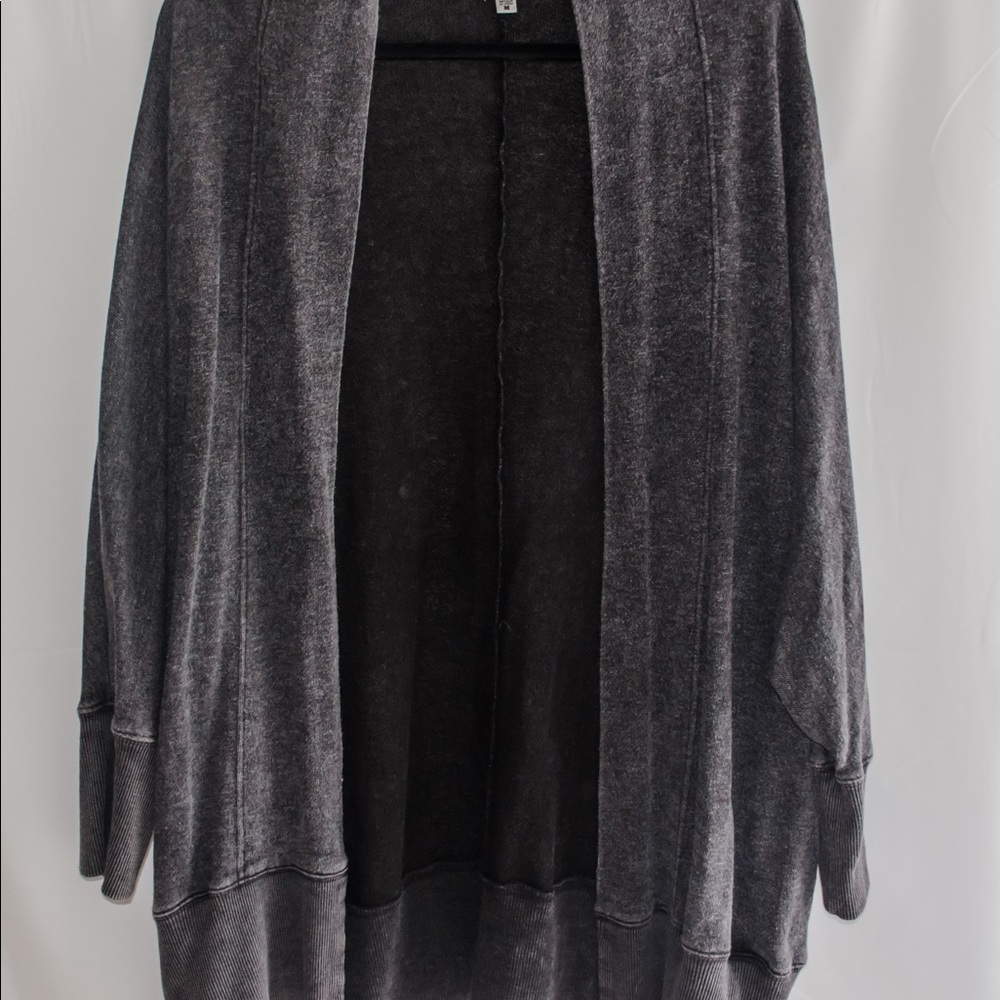 Sweatshirt like material cardigan